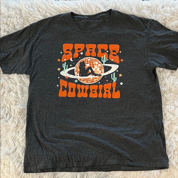 Graphic Image Tops - SPACE COWGIRL Size large